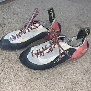 Women’s La Sportiva climbing shoes 7.5